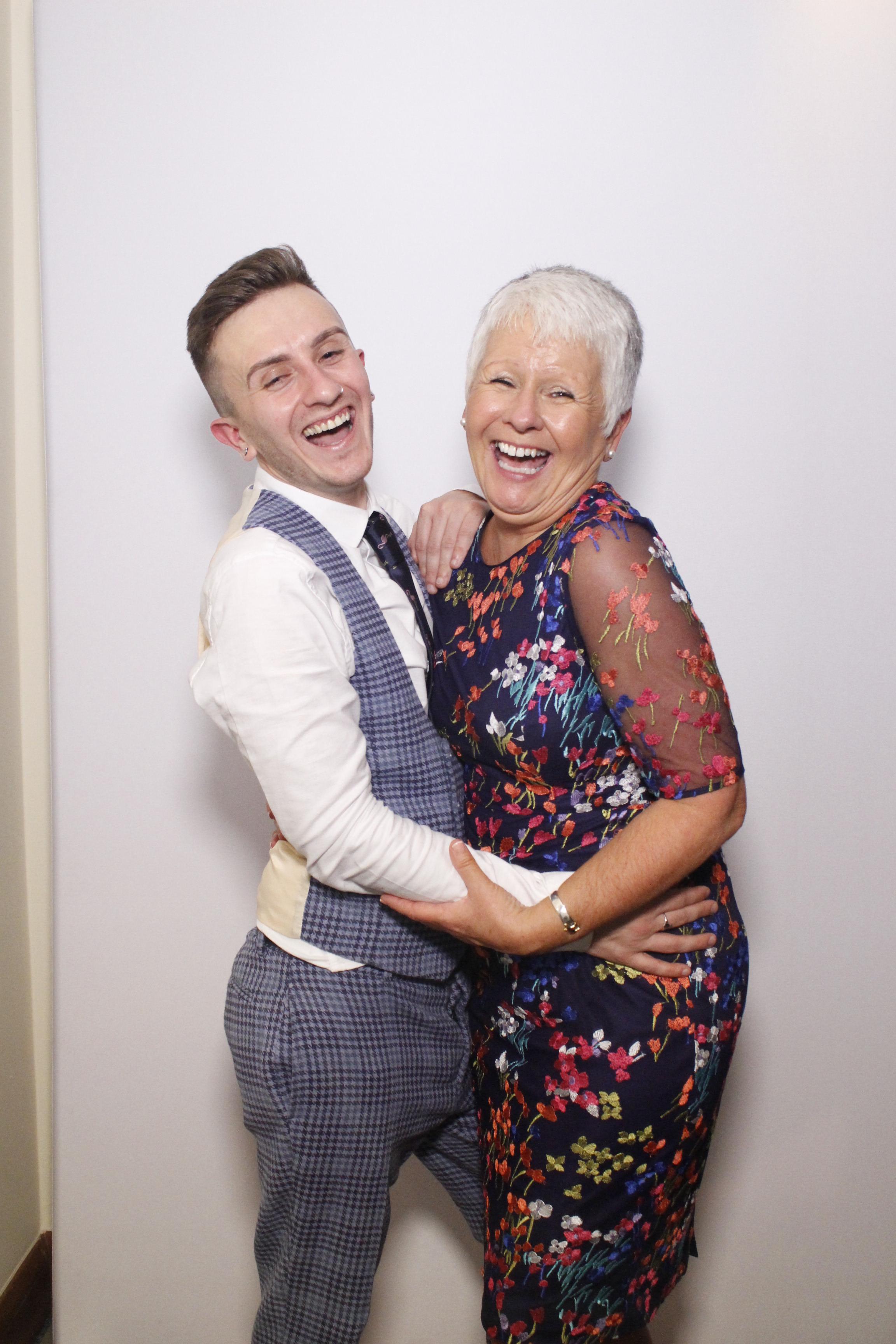 Luke & Emily's Wedding | View more photos from the event at gallery.myphotoboothexperience.co.uk/u/MyPhotoBoothExperienceLtd/Luke-Emilys-Wedding